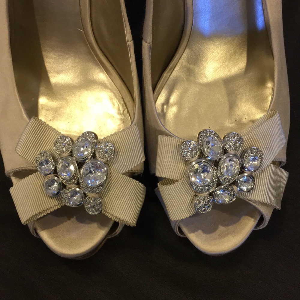 Nina Heels w/ Rhinestones 💎